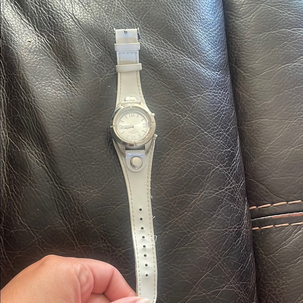 Stylish White Leather Watch